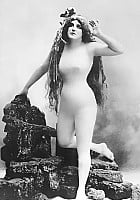 Clara Ward